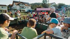 Bildmotiv: Entdeckerdorf erleben in der Familiencamp-Woche im Paladina